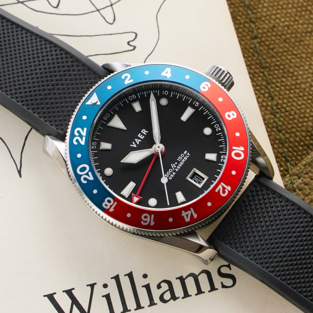 VAER G2 Meridian Watch - Navy/Red - 39mm USA GMT