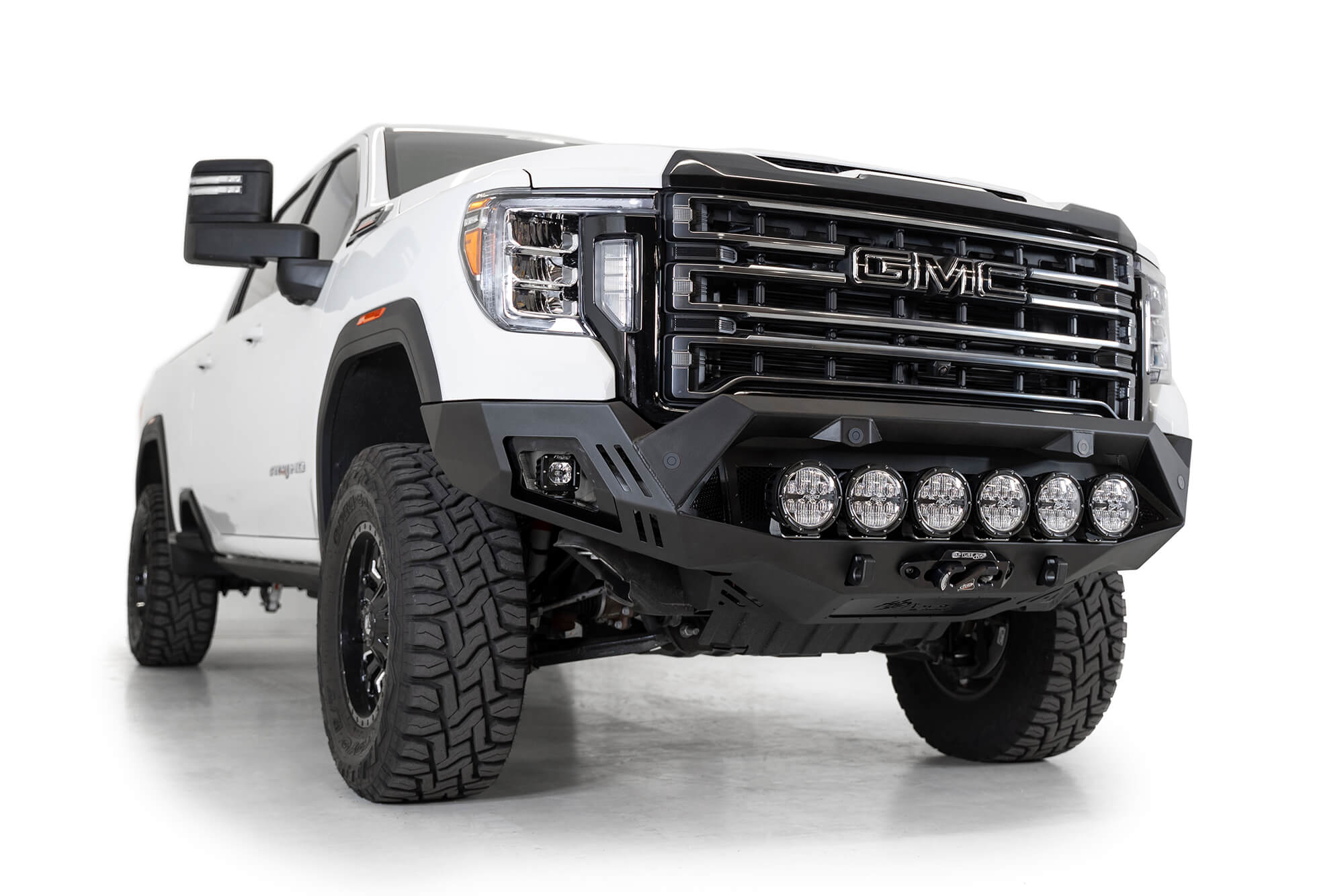 GMC-2500-front-bumper_942099c9-0833-4a54-9258-1040e5c478ea - NVMOS