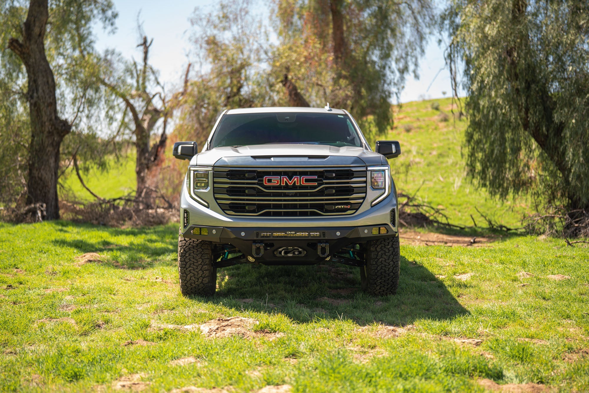 GMC-Sierra-1500-Spec-Series-Front-Bumper-Outdoor-4 - NVMOS