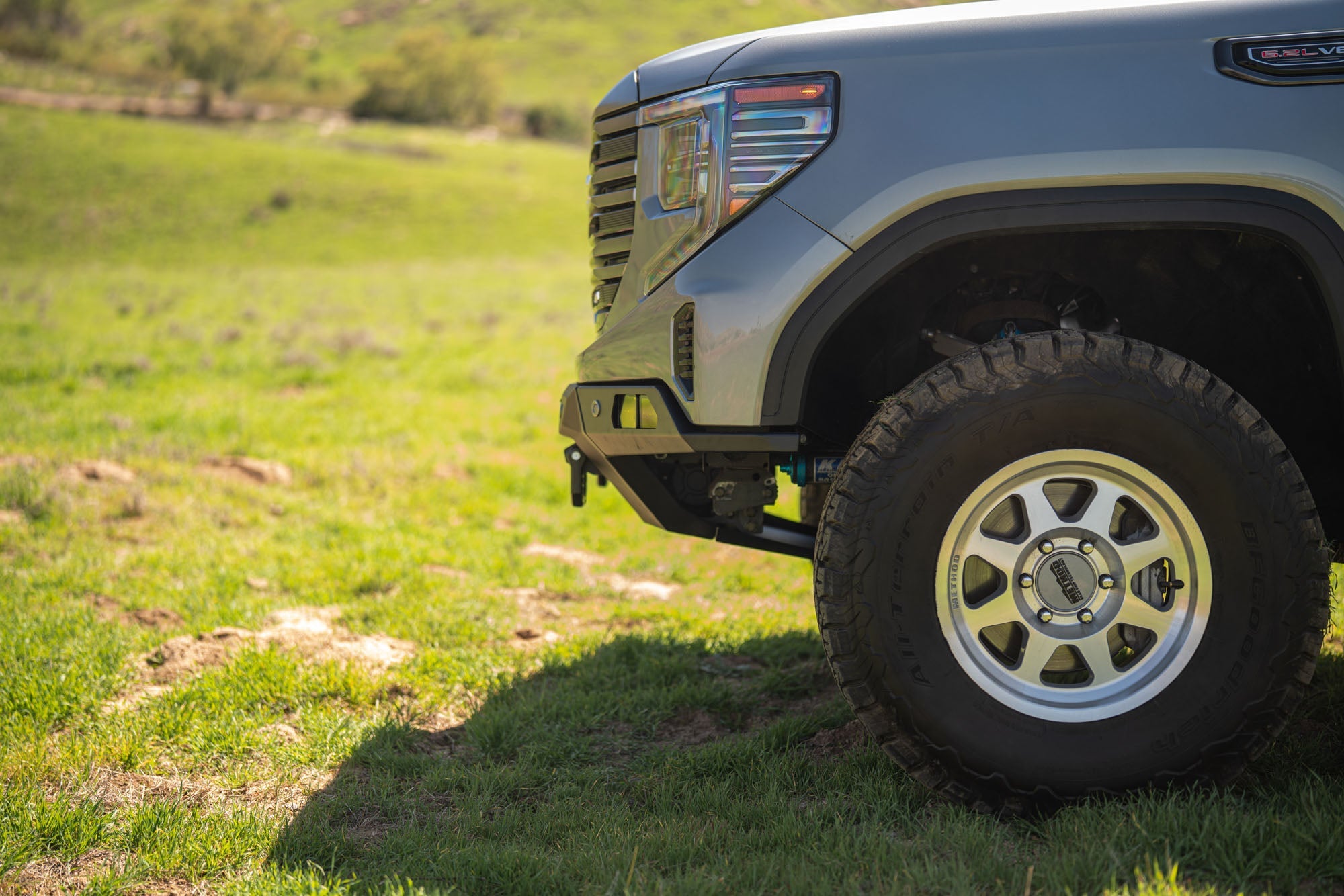 GMC-Sierra-1500-Spec-Series-Front-Bumper-Outdoor-8 - NVMOS