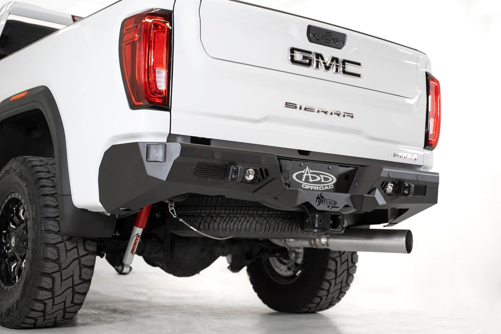 GMC-Sierra-2500-rear-bumper - NVMOS