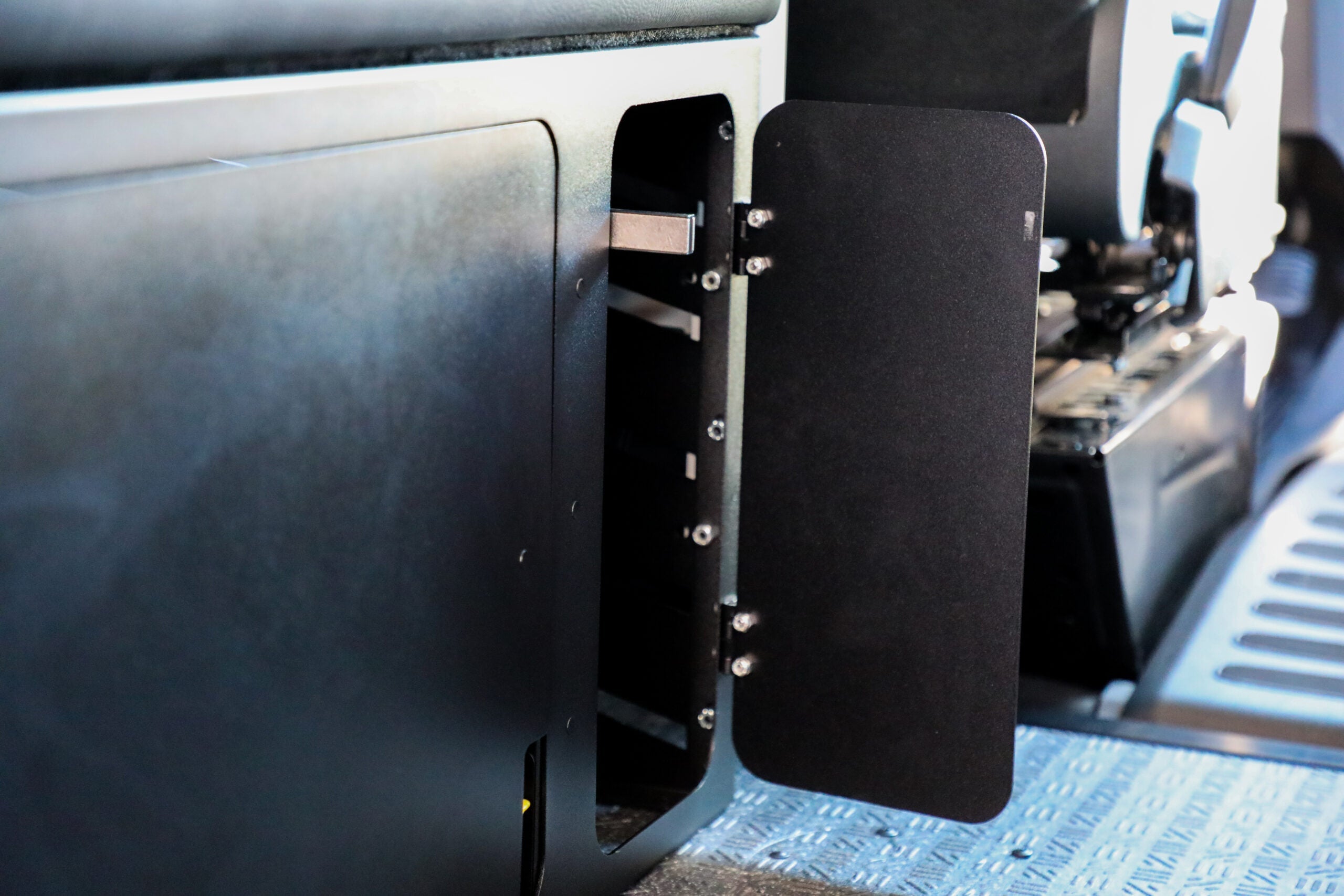 GRIT-Bench-Seat-10-scaled - NVMOS