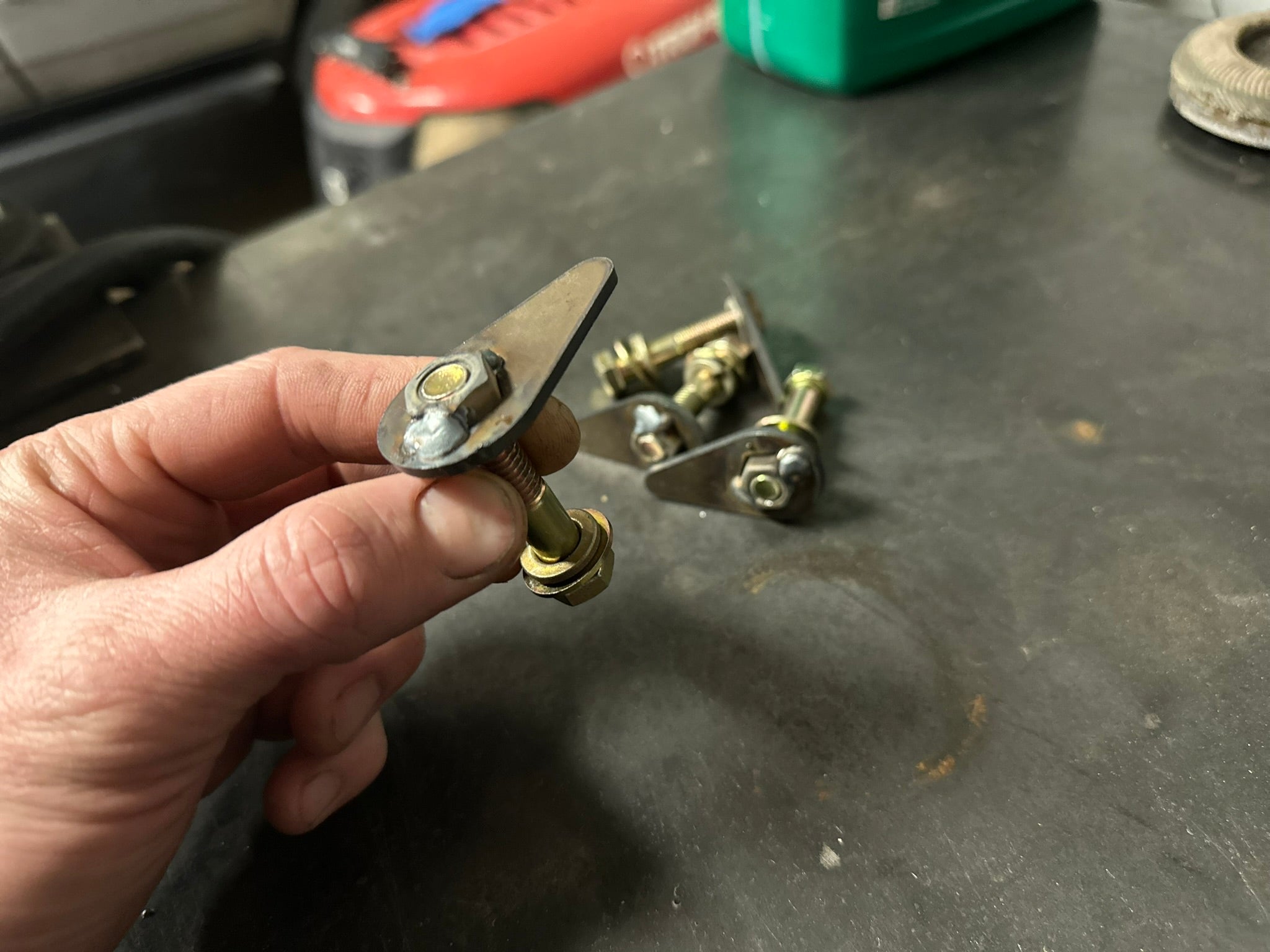 Exhaust Header Down Pipe Bolt and Flag-Nut Set for Jeep TJ / XJ / ZJ / YJ / WJ / LJ