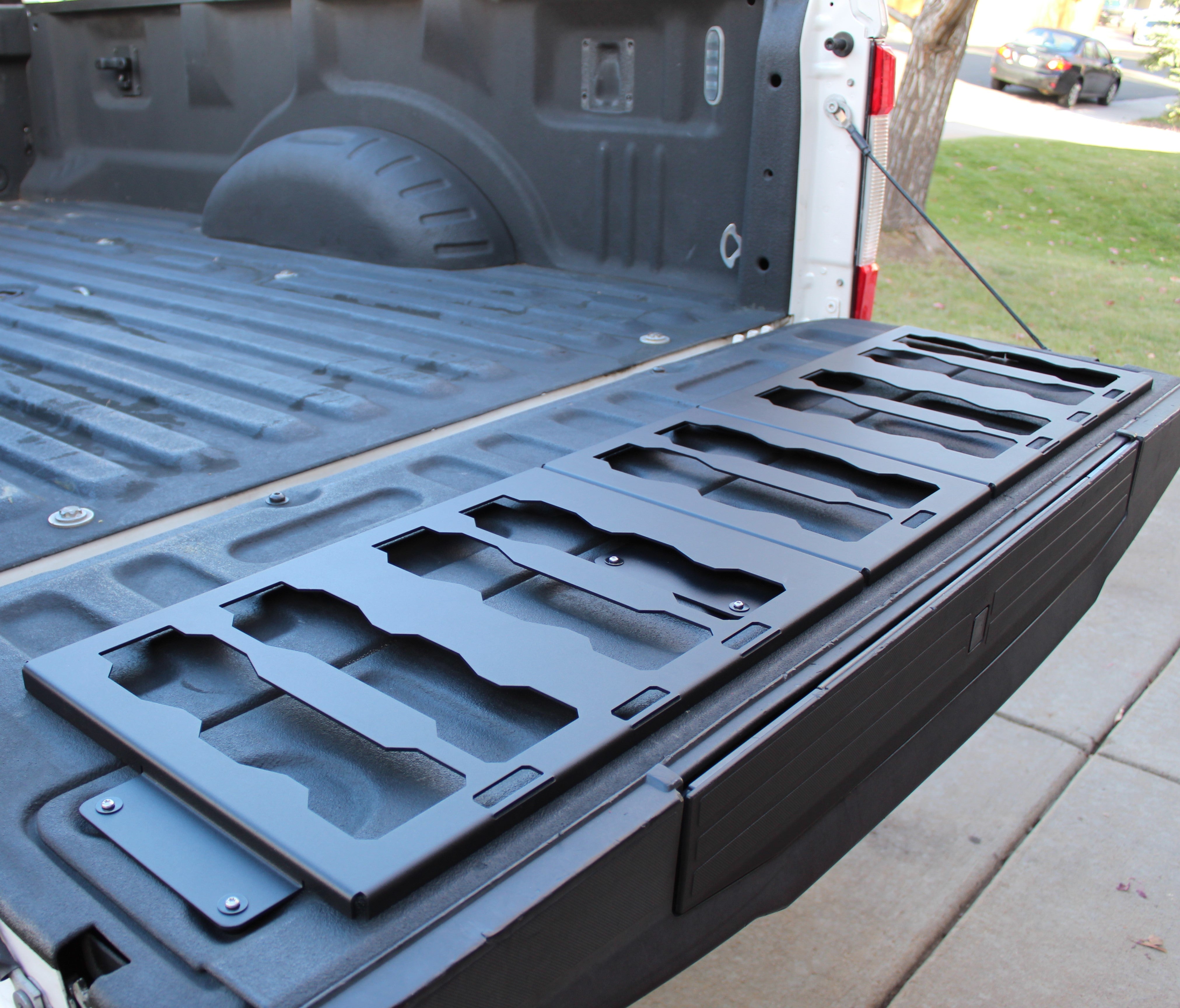 Integral Truck Packout Tailgate Panel - Ford F150 & Raptor - 5.5' Bed (2015+)