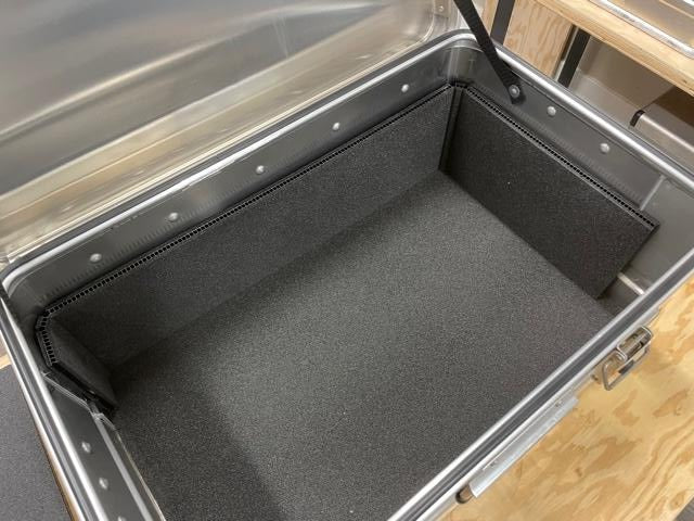 AluBox RuumX Case Divider System