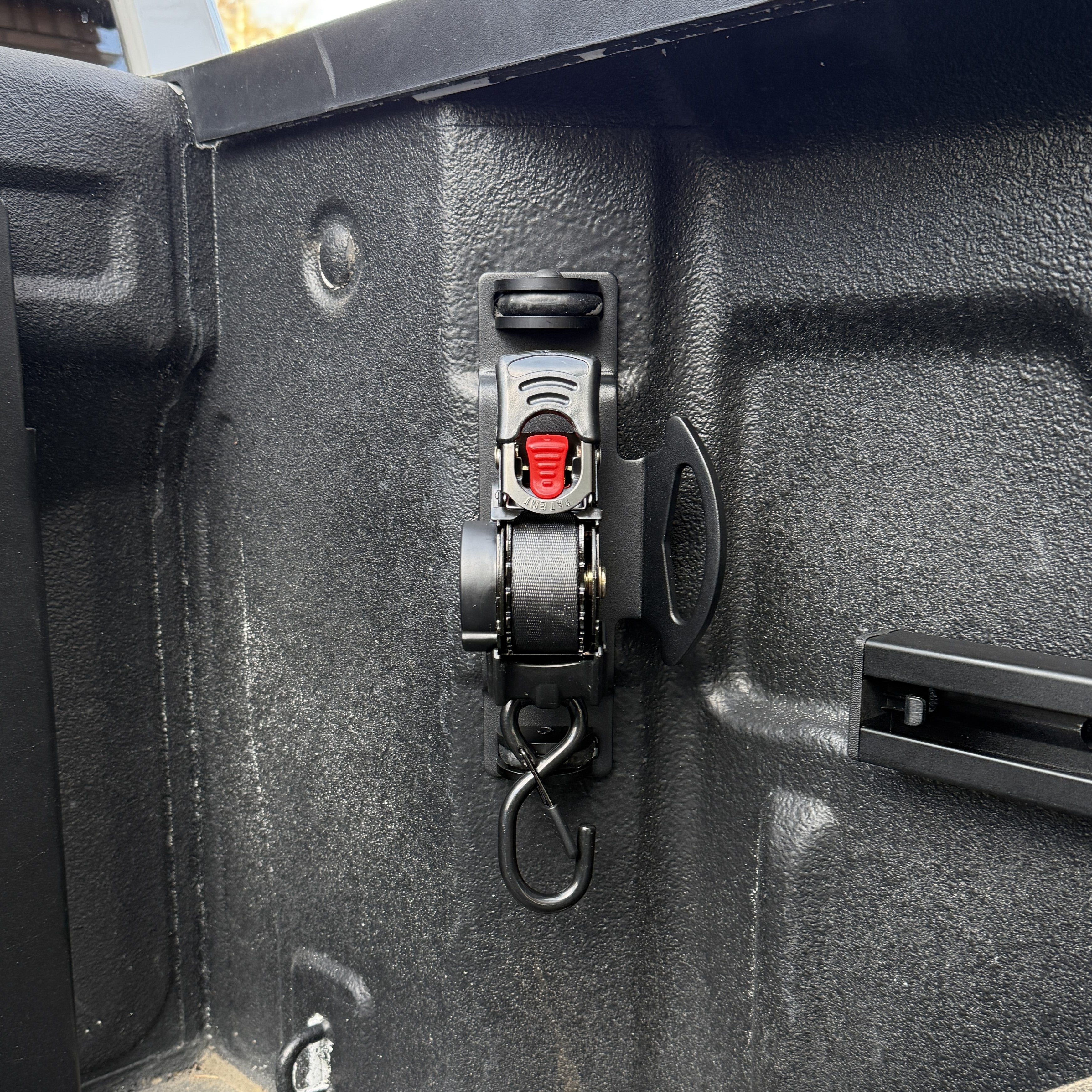 Integral Truck  Straps - Chevrolet Silverado & GMC Sierra - (1500 2019+, HD 2020+)