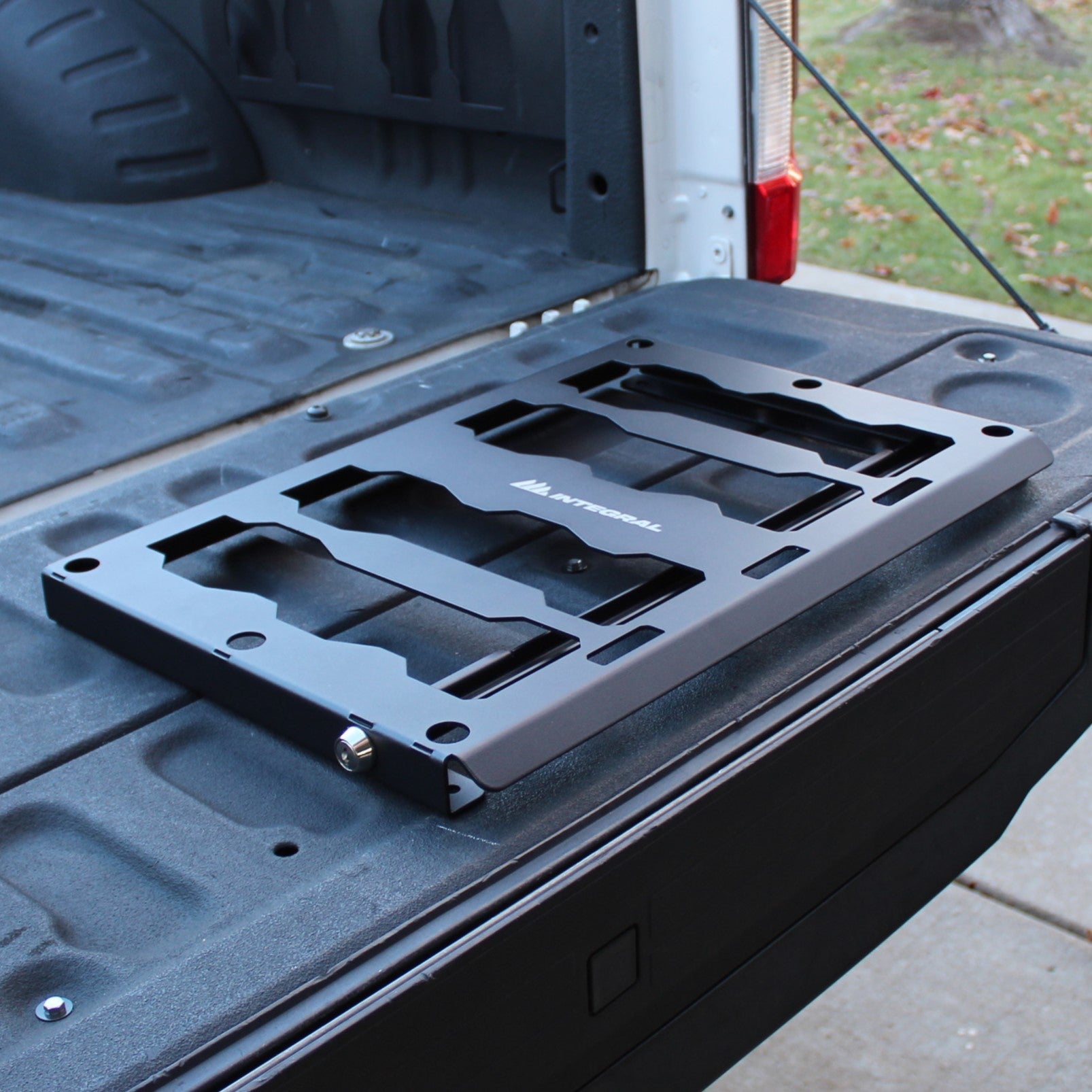Integral Truck Packout Locking Plate - Universal