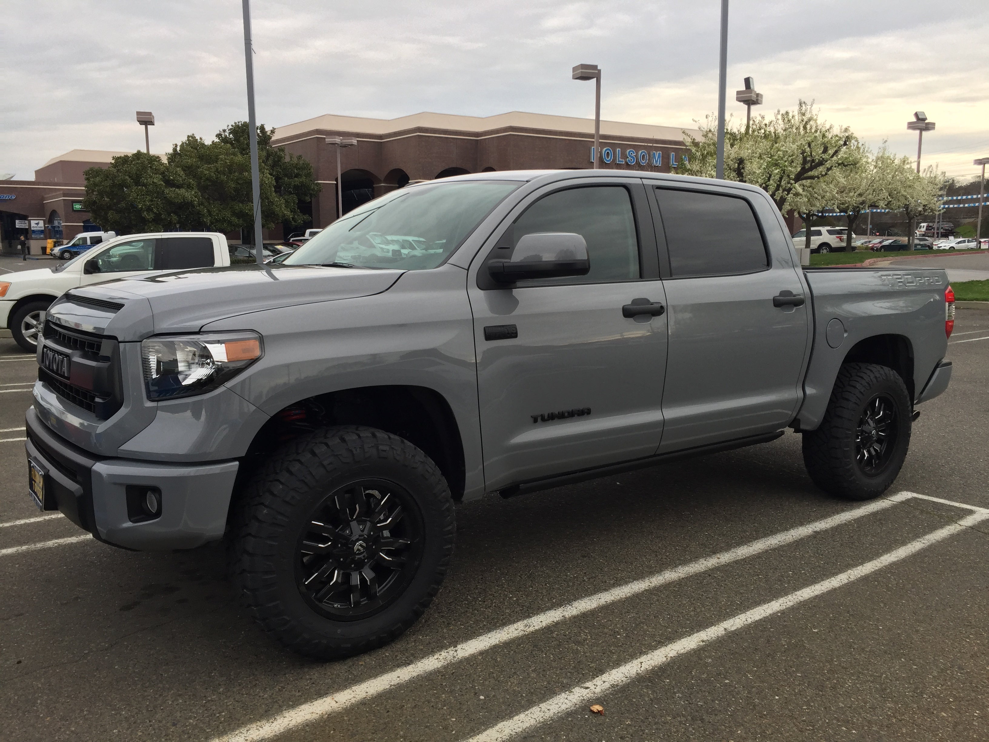 Coachbuilder TRD PRO Kit ( 2015-2017 / 2019-2021) – view 5