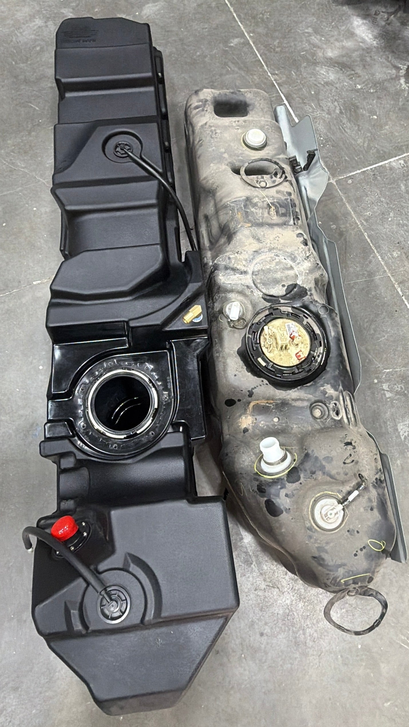 S&B High-Capacity Fuel Tank for 2025-2026 Dodge Ram Cummins 6.7L, Mega Cab Short Bed