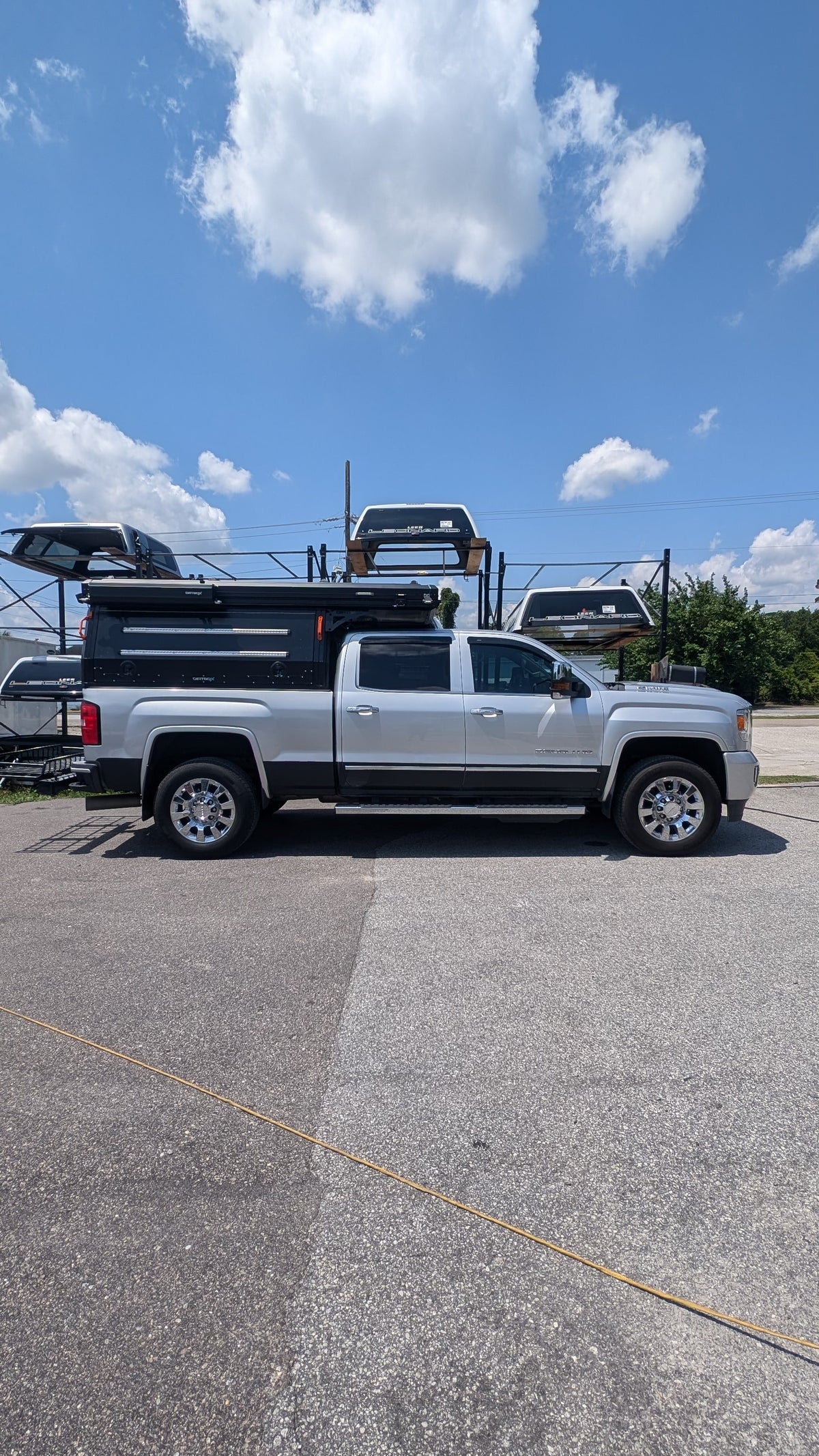 Dirtbox Overland side hanging pressurized water tank, universal fit