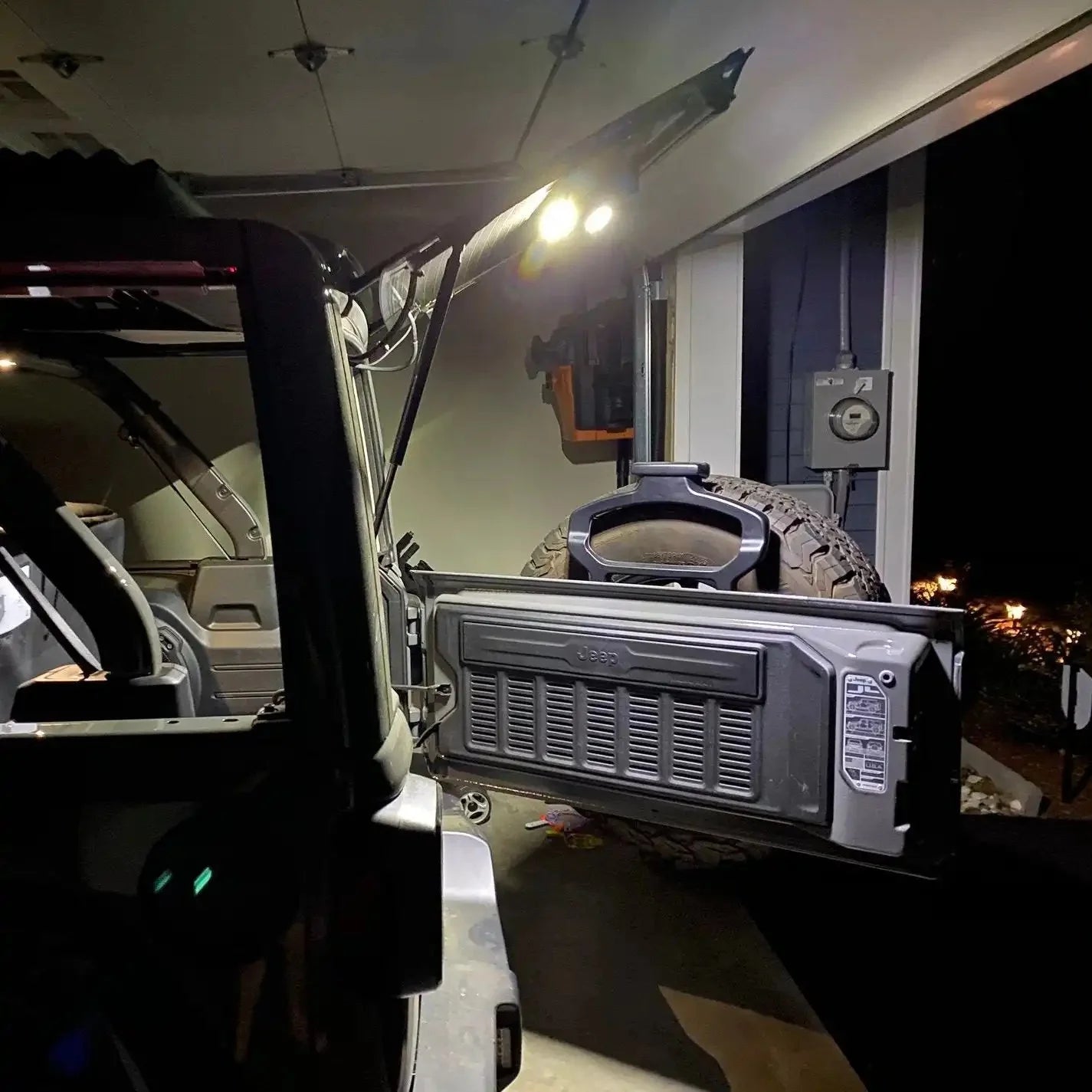 JLcargolight2_Shawn_1121 - NVMOS