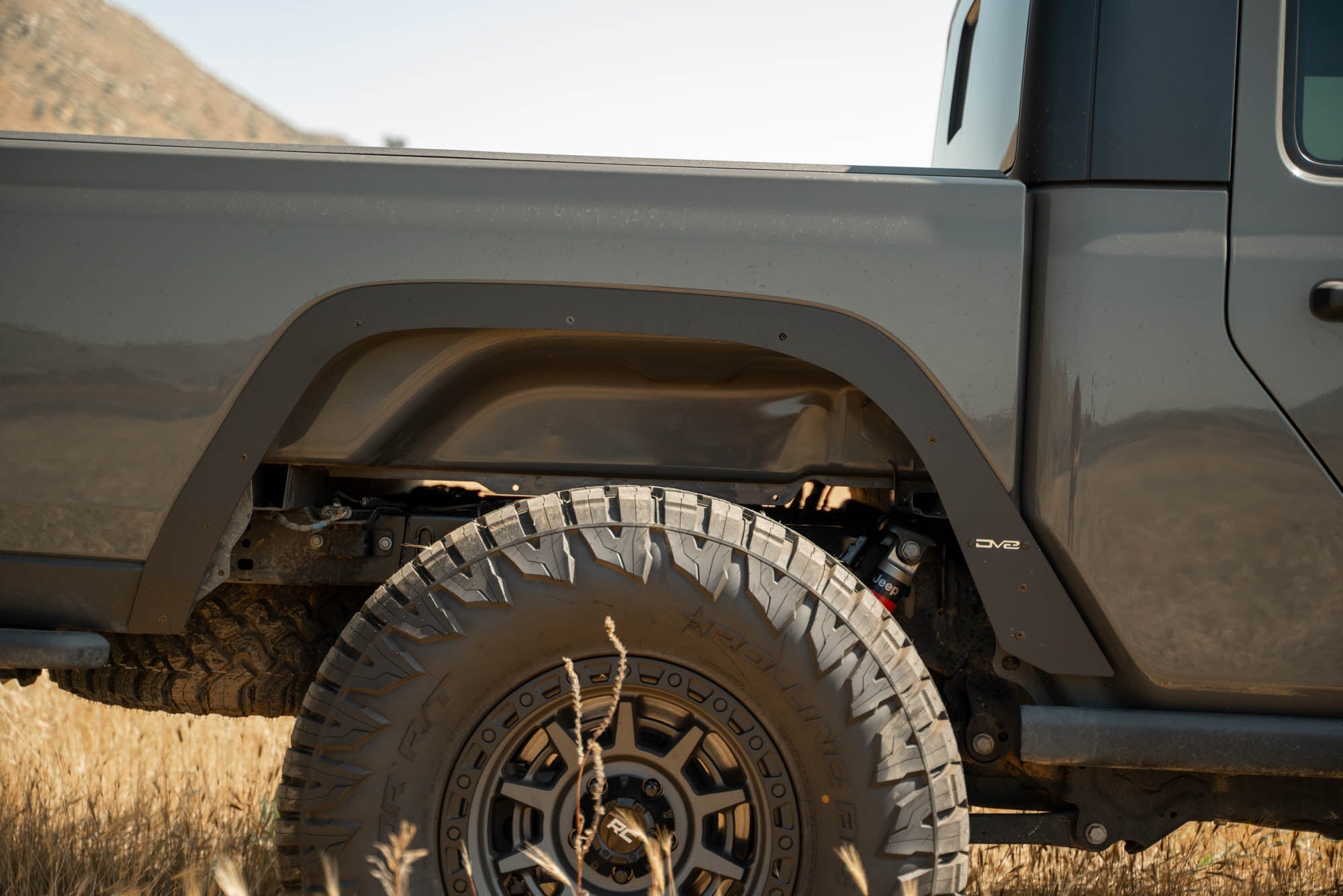 Jeep-Gladiator-JT-Fender-Deletes-Installed-07 - NVMOS