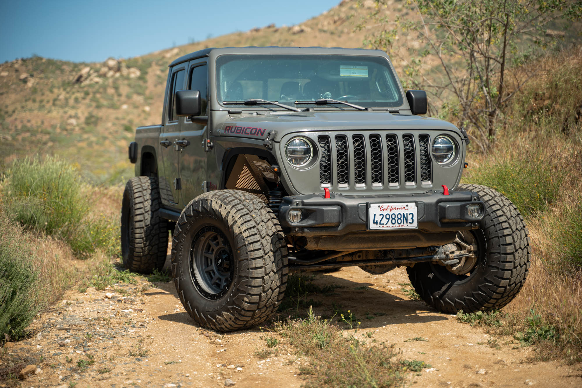 Jeep-Gladiator-JT-Fender-Deletes-Installed-12 - NVMOS
