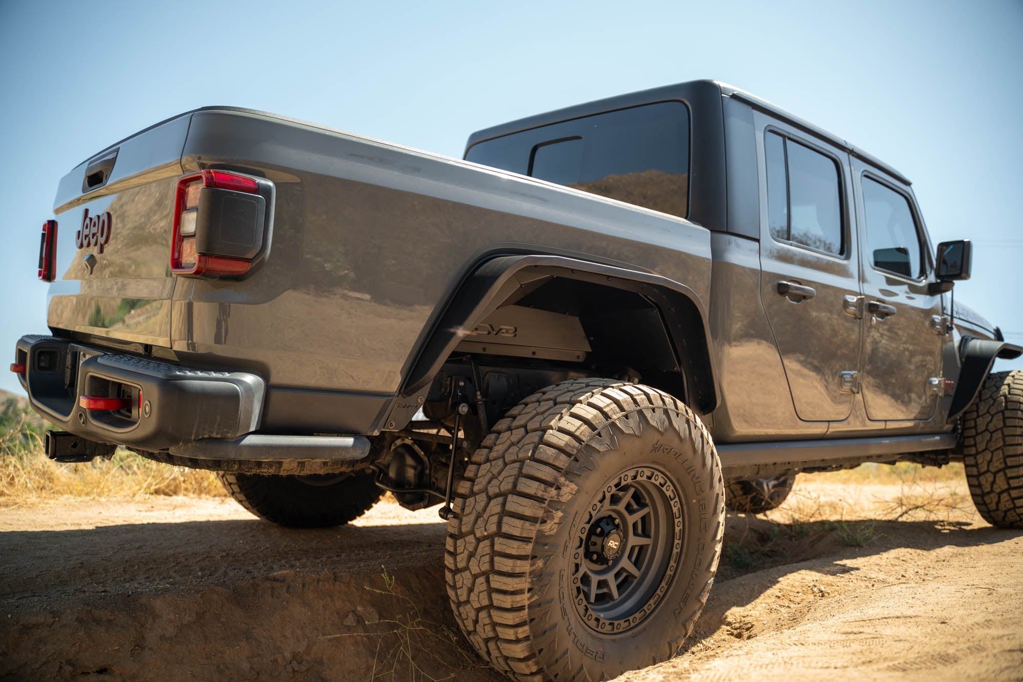 Jeep-Gladiator-JT-Rear-Inner-Fenders-Installed-9 - NVMOS
