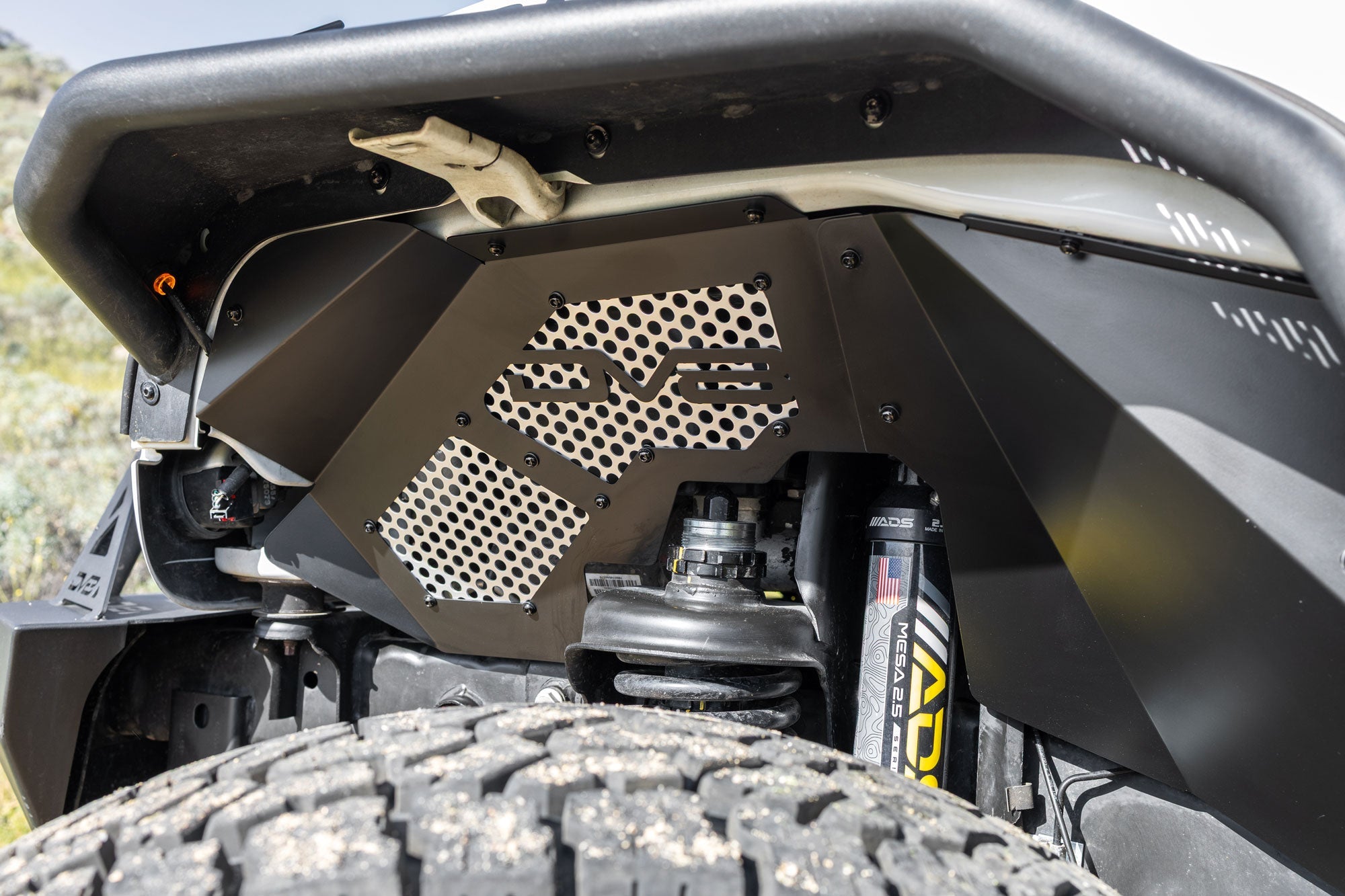 Jeep-Wrangler-JK-Front-Inner-Fenders-Installed-2 - NVMOS