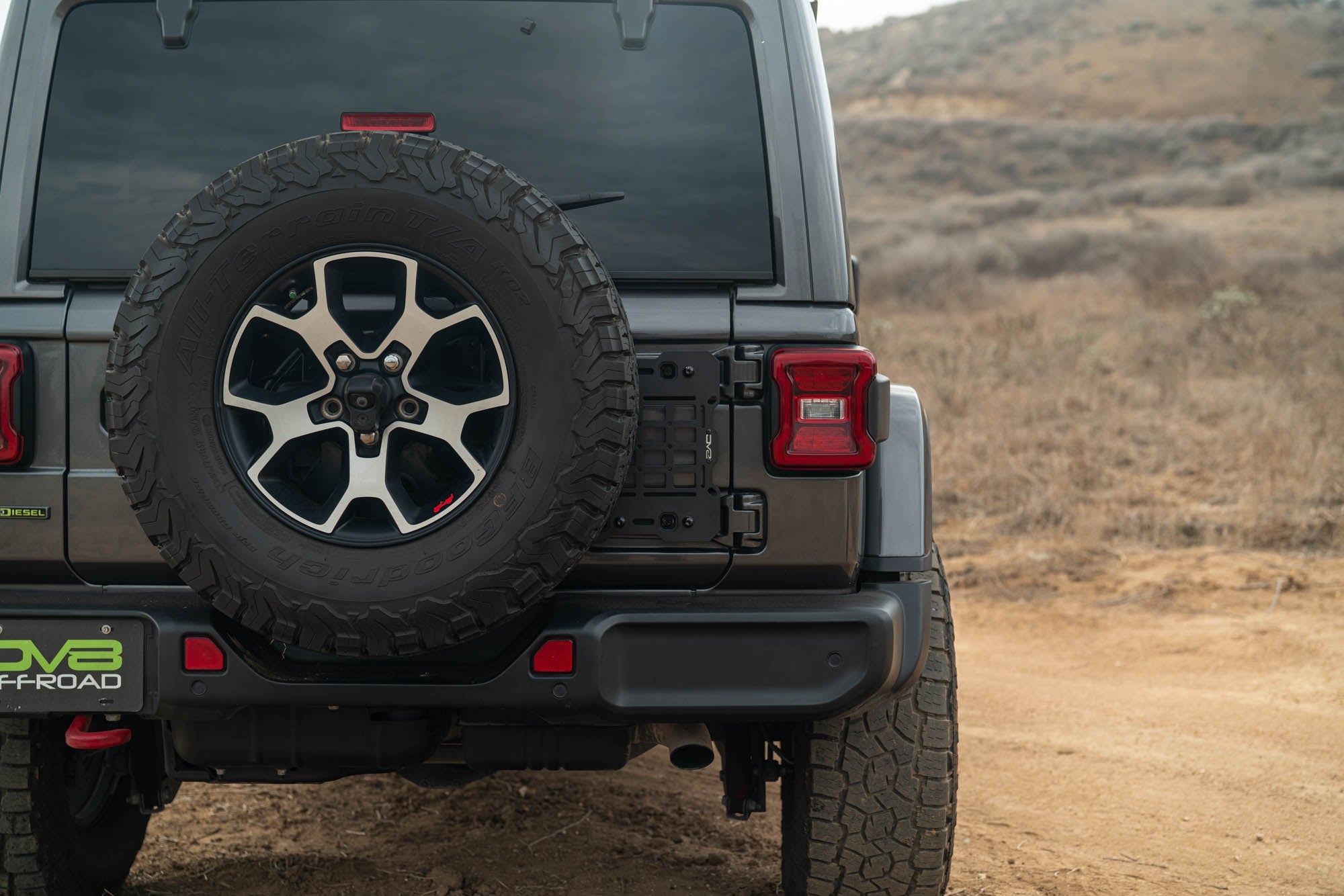 Jeep-Wrangler-JL-Tailgate-Reinforcement-Molle-Panel-Installed-6 - NVMOS