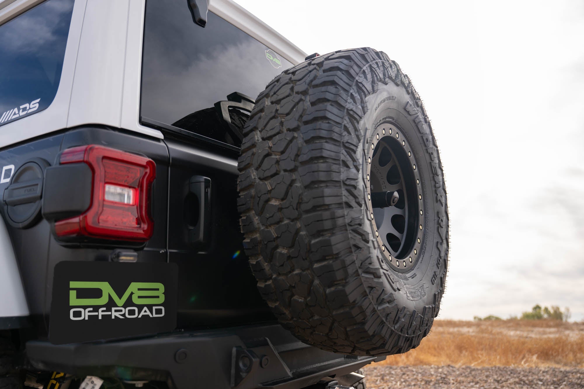 Jeep-Wrangler-JL-Xtreme-Recon-_-Rubicon-X-Camera-Extension-Installed-4 - NVMOS