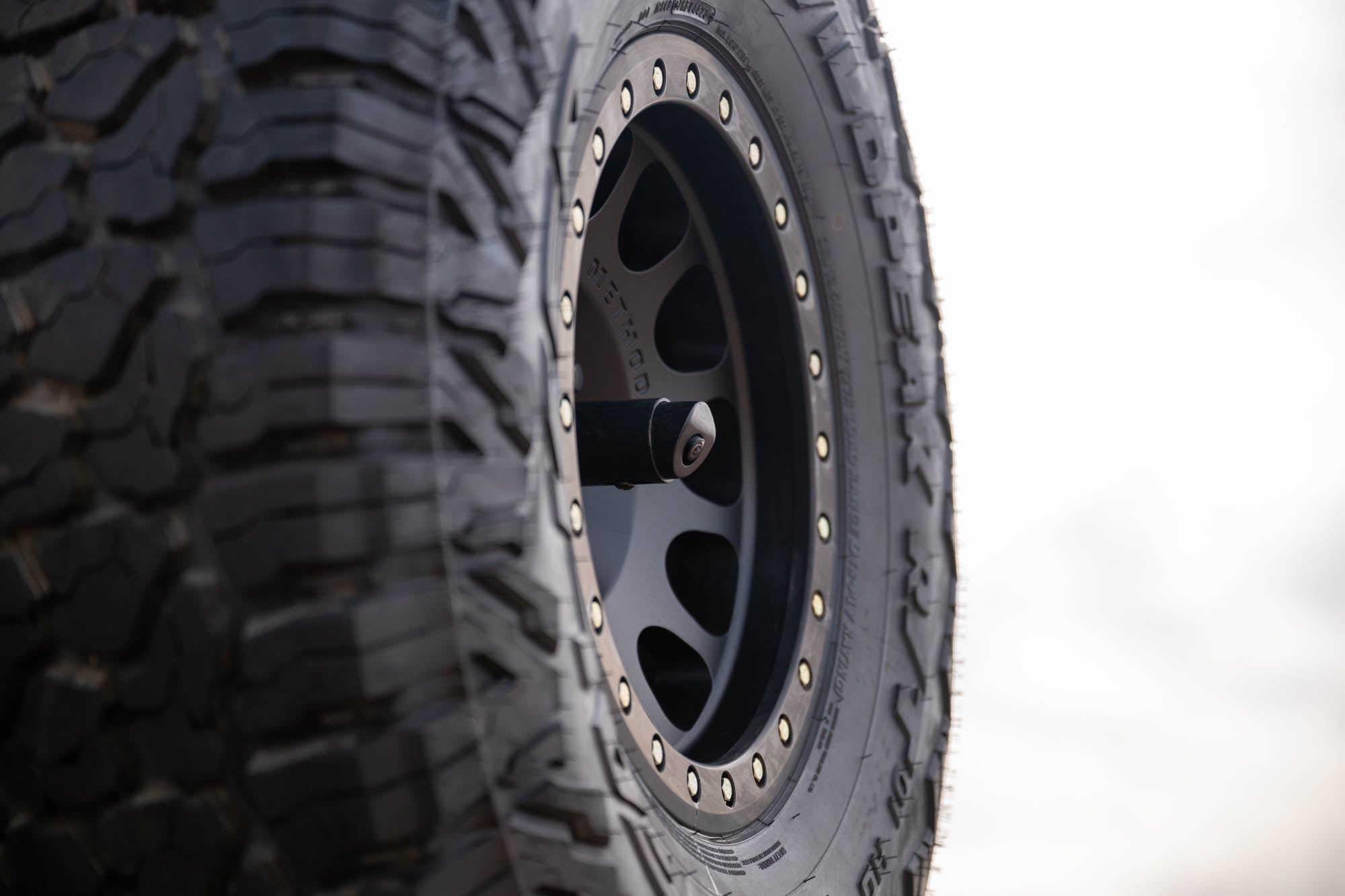 Jeep-Wrangler-JL-Xtreme-Recon-_-Rubicon-X-Camera-Extension-Installed-5 - NVMOS