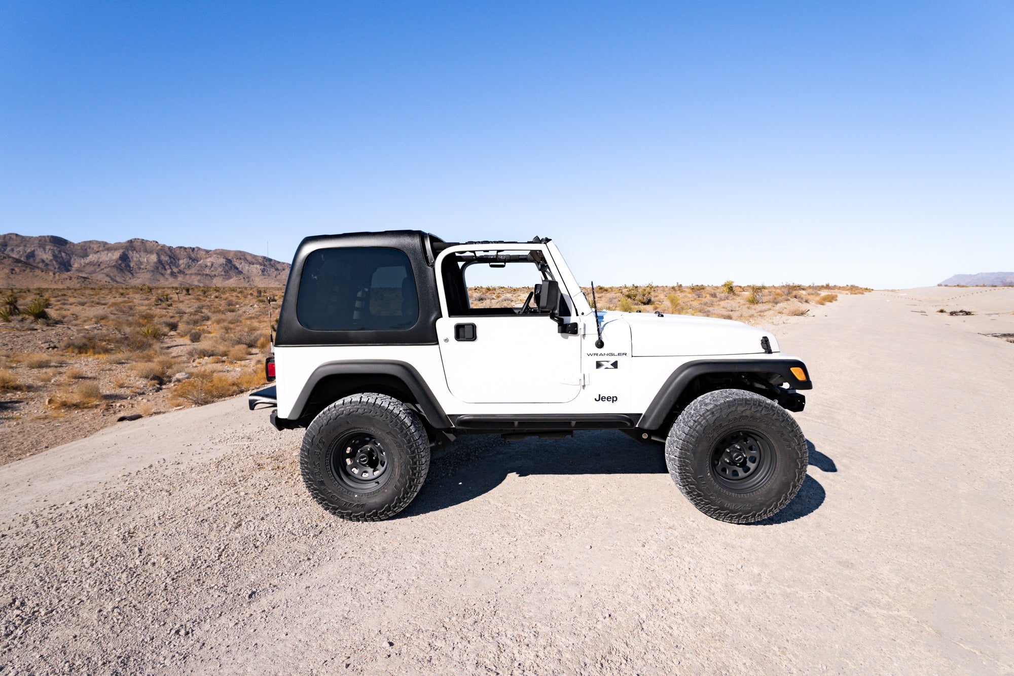 Jeep-Wrangler-TJ-Hardtop-07 - NVMOS