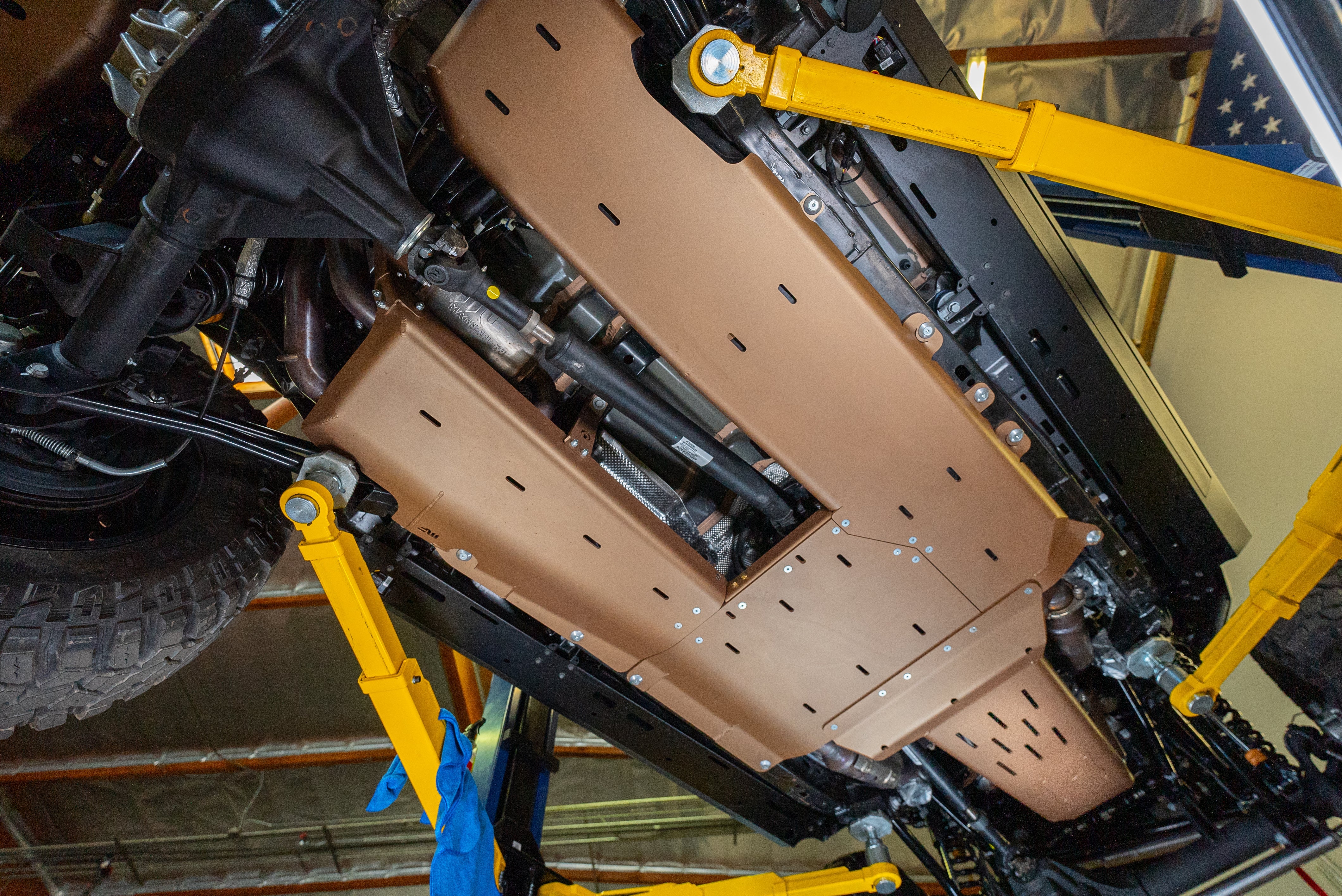 Jeep392-Undercarrige-10 - NVMOS