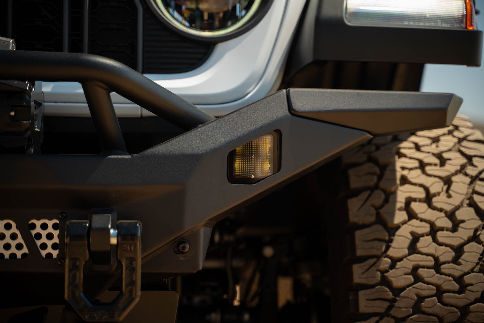 JeepWrangler-JK-JL-_-Gladiator-JT-MTO-Series-Front-Bumper-1 - NVMOS