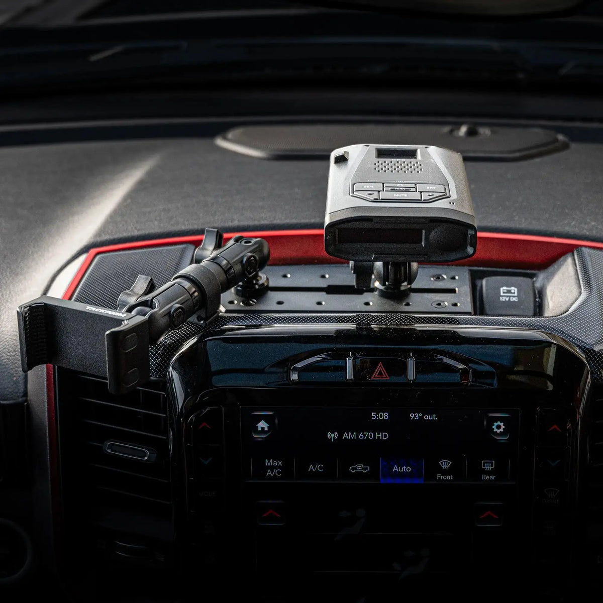 TRAXX™ - Slim Track Dash Bracket With Qi2.2/MagSafe Charging & Cooling Phone Mount | 2019+ RAM 1500 (EXCLUDING Classic) & 2019+ RAM 2500/3500