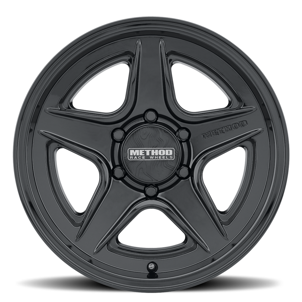 MRW_319-Gloss-Black-6lug-Studio-17x8-5-face-1000 - NVMOS