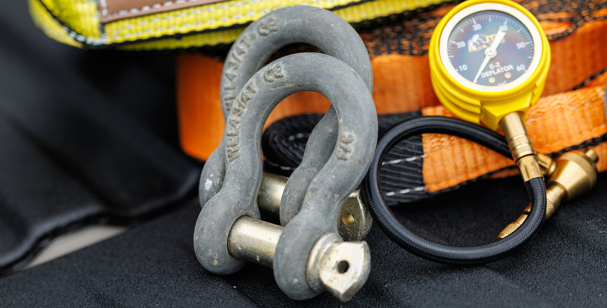 AEV Trail-Size Recovery Gear Kits - image 7