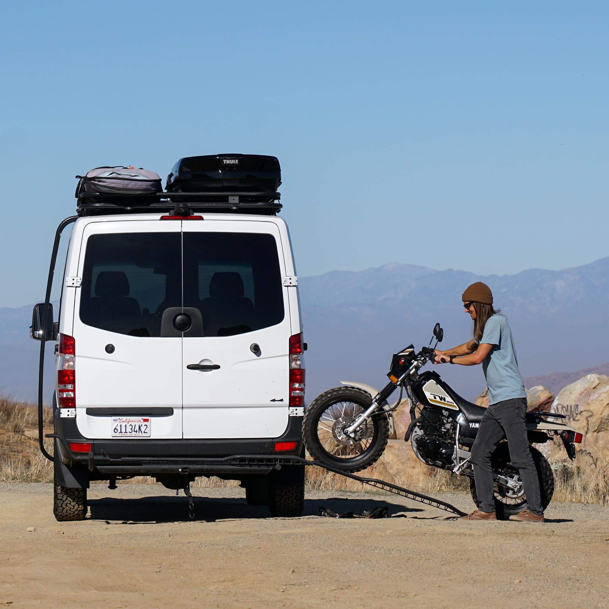 MotoTote-Sport-Motorcycle-Hitch-Carrier-Yamaha-TW200 - NVMOS
