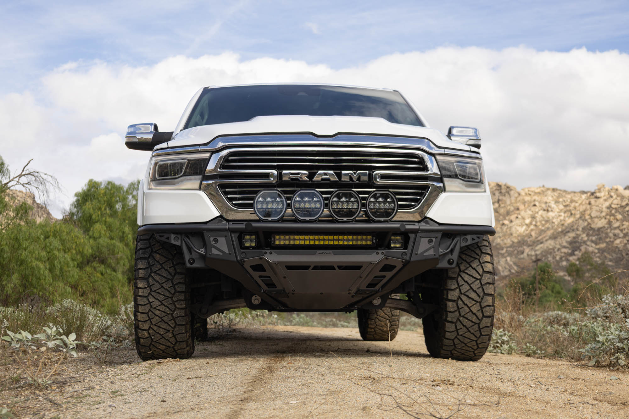 Ram-1500-Tube-Front-Bumper-Installed-4 - NVMOS