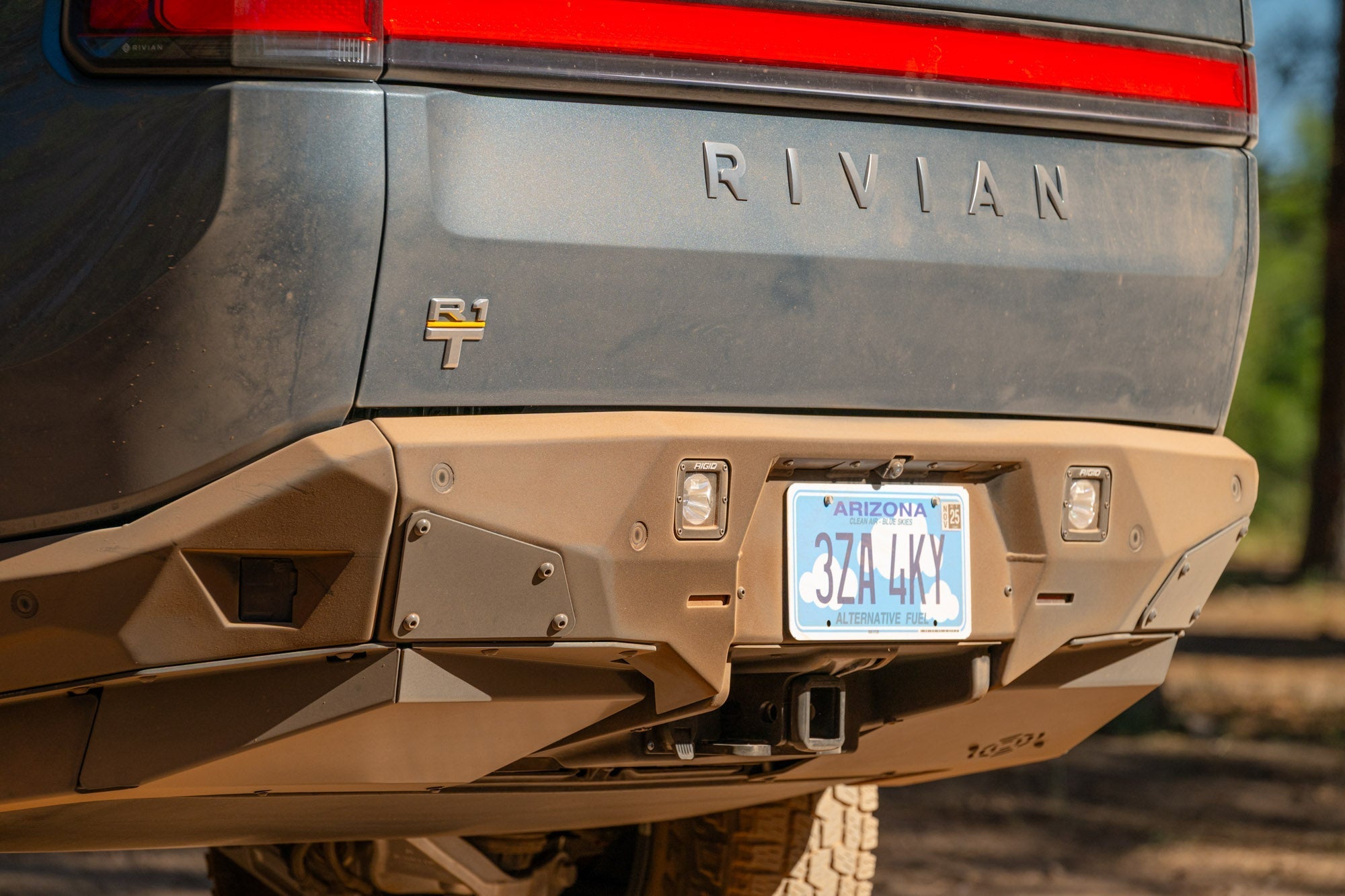 Rivian-R1T-Rear-Bumper-Off-Road-12 - NVMOS