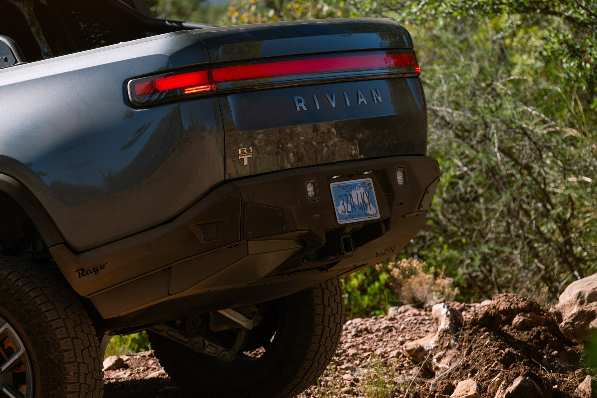Rivian-R1T-Rear-Bumper-Off-Road-33 - NVMOS
