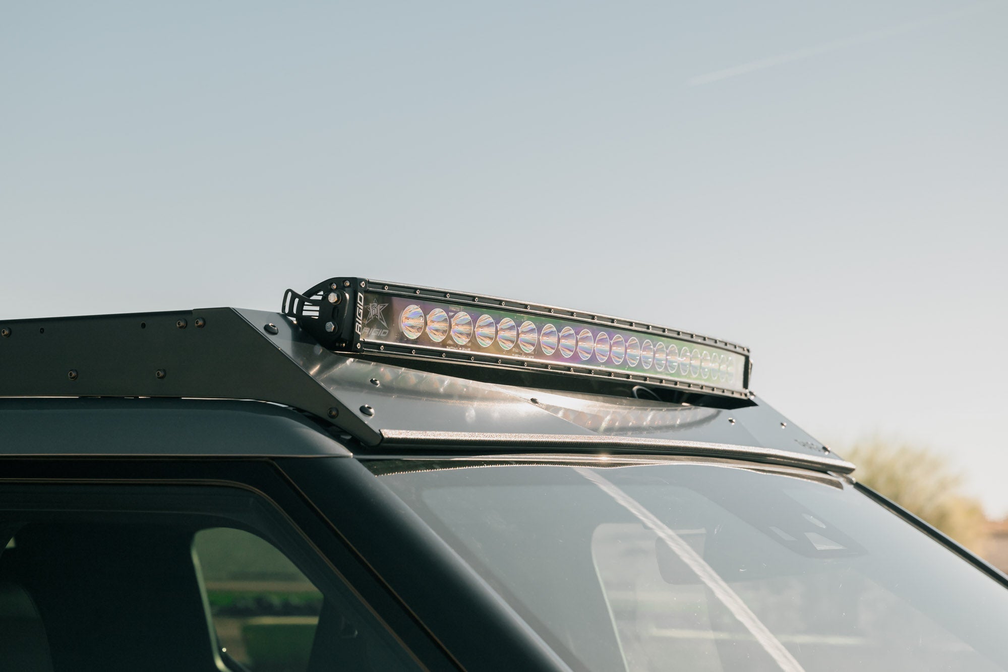 Rivian-R1T-Roof-Rack-w-Light-Pocket-11 - NVMOS