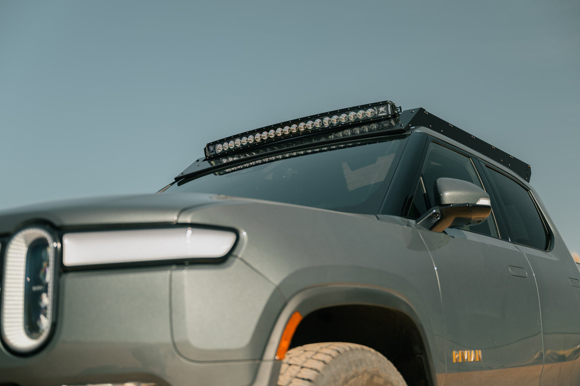 Rivian-R1T-Roof-Rack-w-Light-Pocket-3 - NVMOS