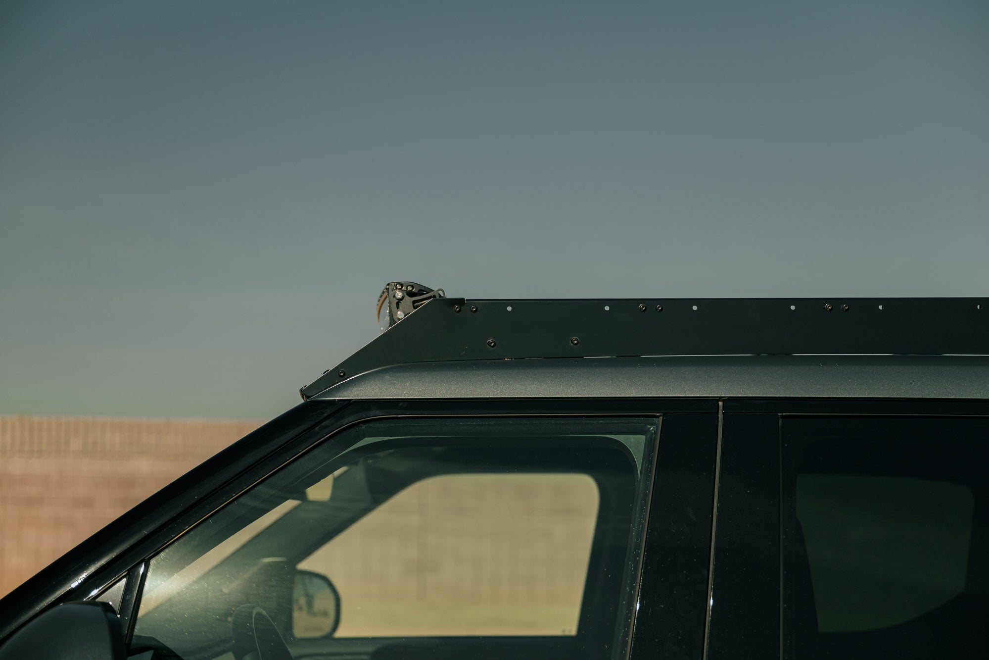 Rivian-R1T-Roof-Rack-w-Light-Pocket-5 - NVMOS