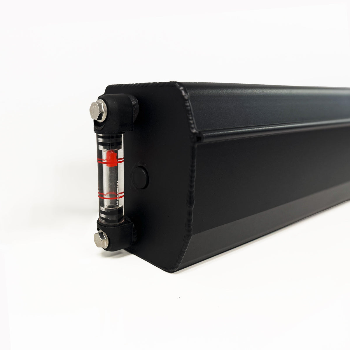 Dirtbox Overland side hanging pressurized water tank, universal fit