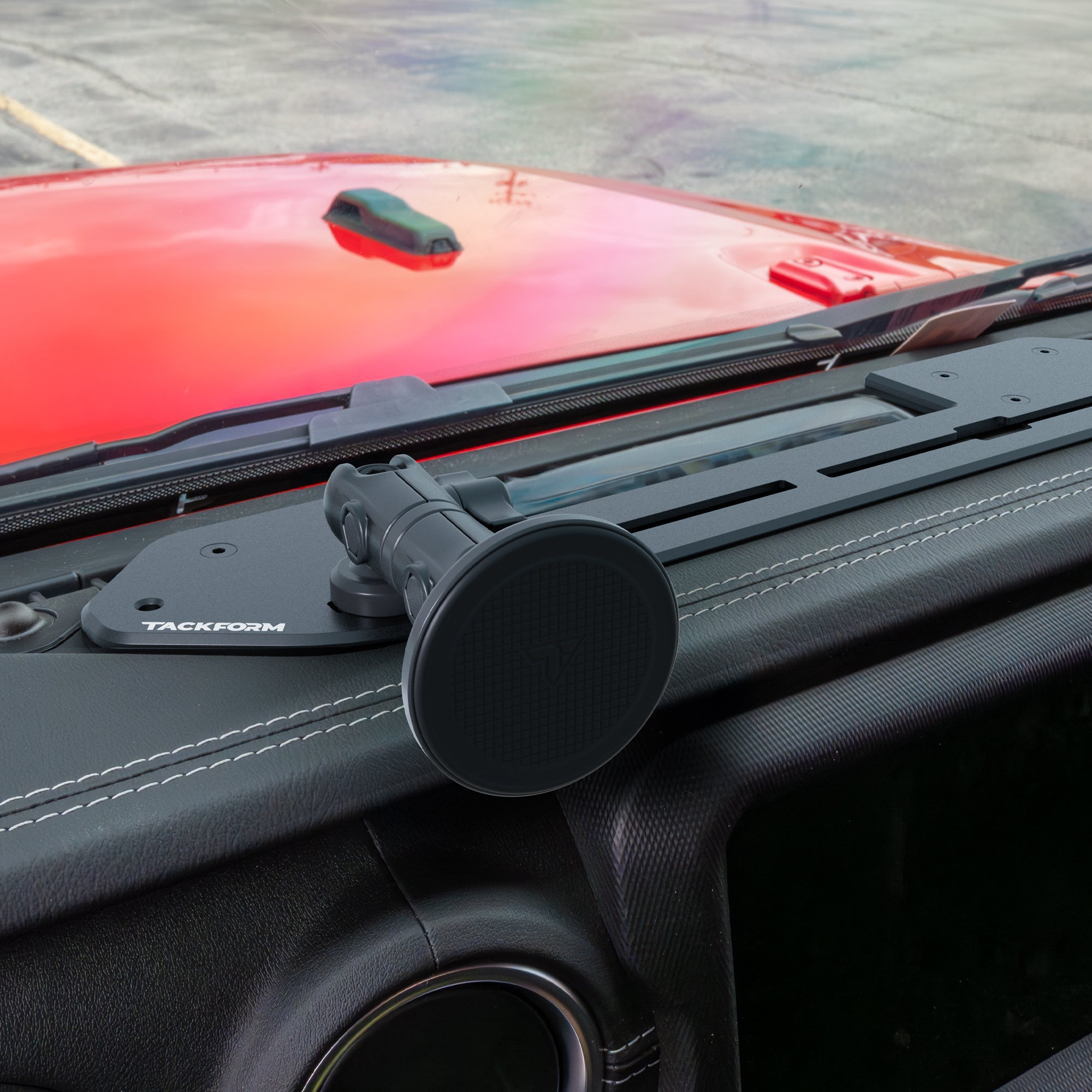 SLIDE_TR16-FL-11MG4_AMZ-Lifestyle - NVMOS