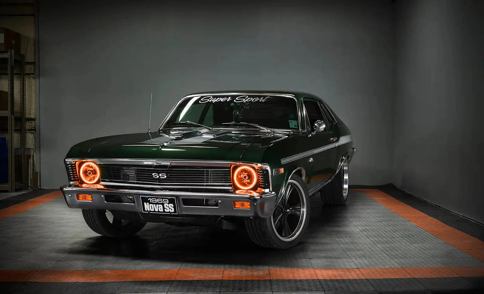 ORACLE 7" Sealed Beam Headlight with Pre-Installed SMD Halo