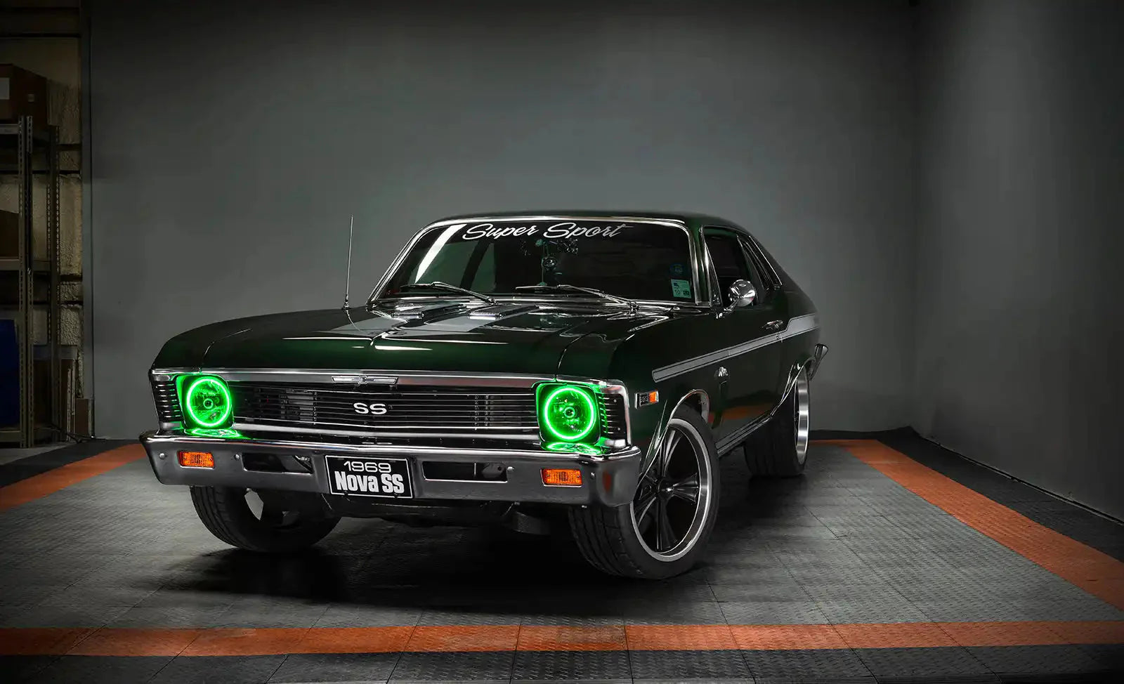 ORACLE 7" Sealed Beam Headlight with Pre-Installed SMD Halo
