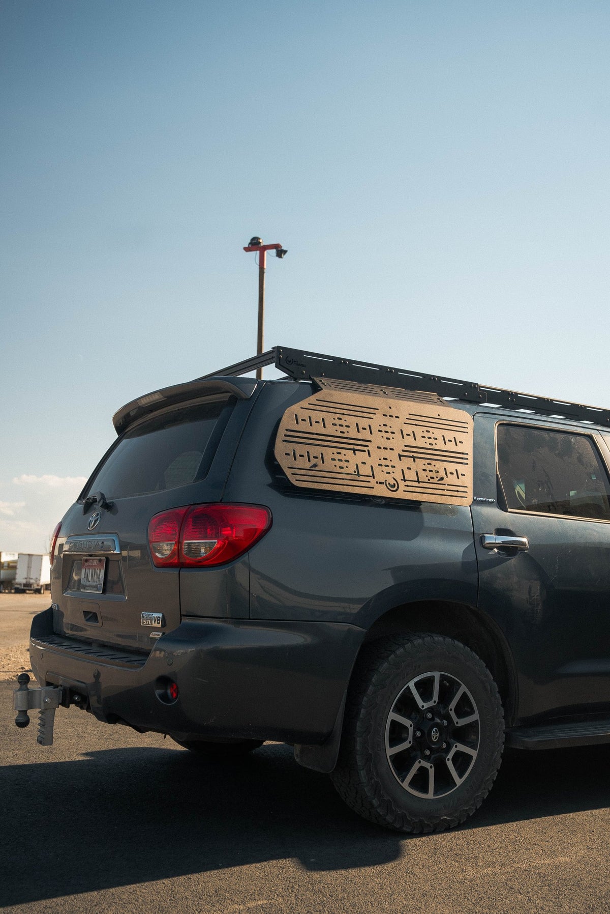 Prinsu Toyota Sequoia Prinsu PRO Accessory Panel view 3