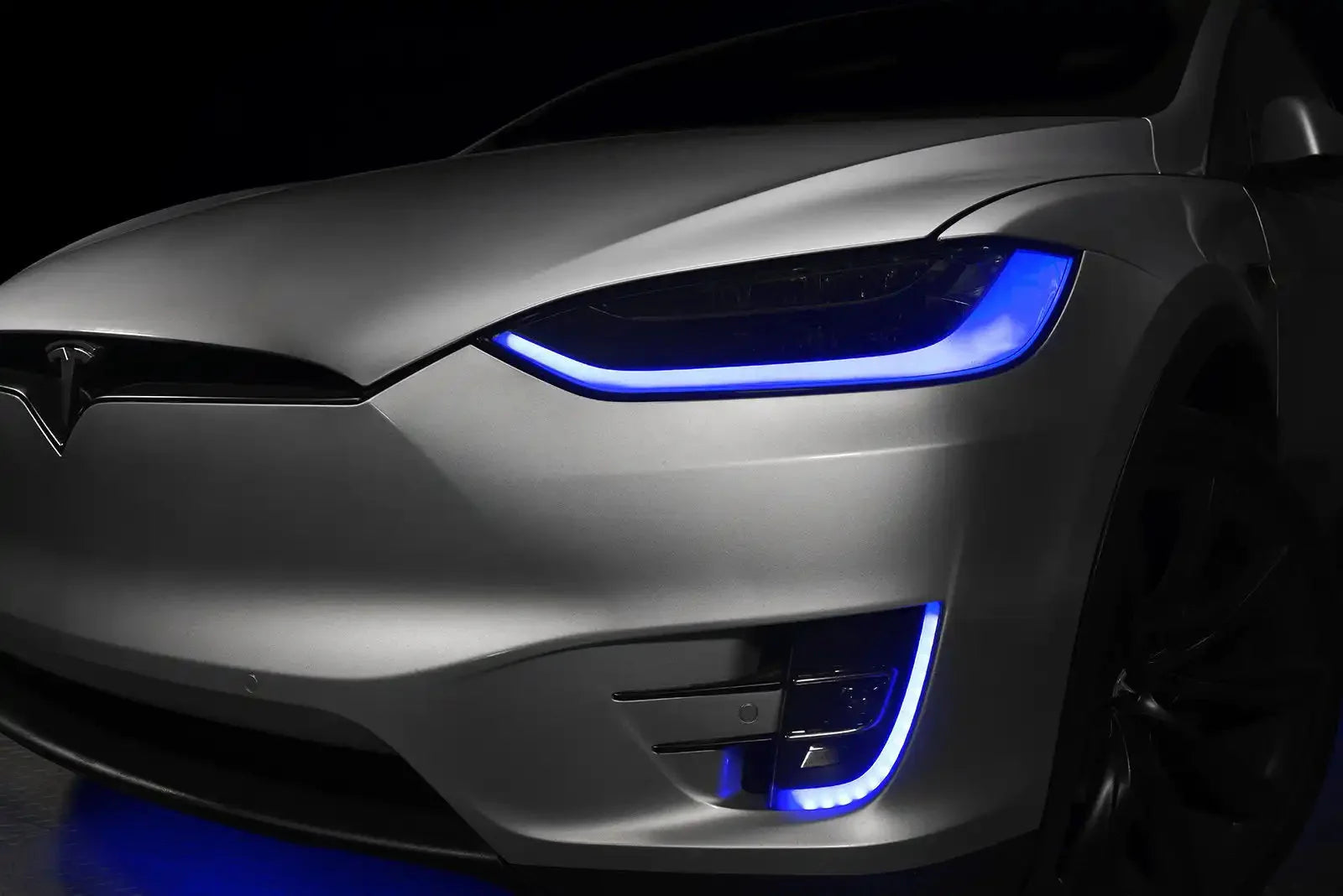 TeslaModelX_3_Blue - NVMOS