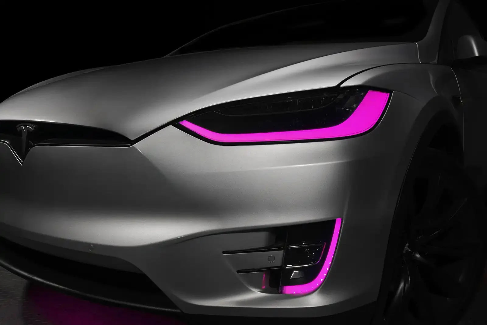 TeslaModelX_3_Pink - NVMOS