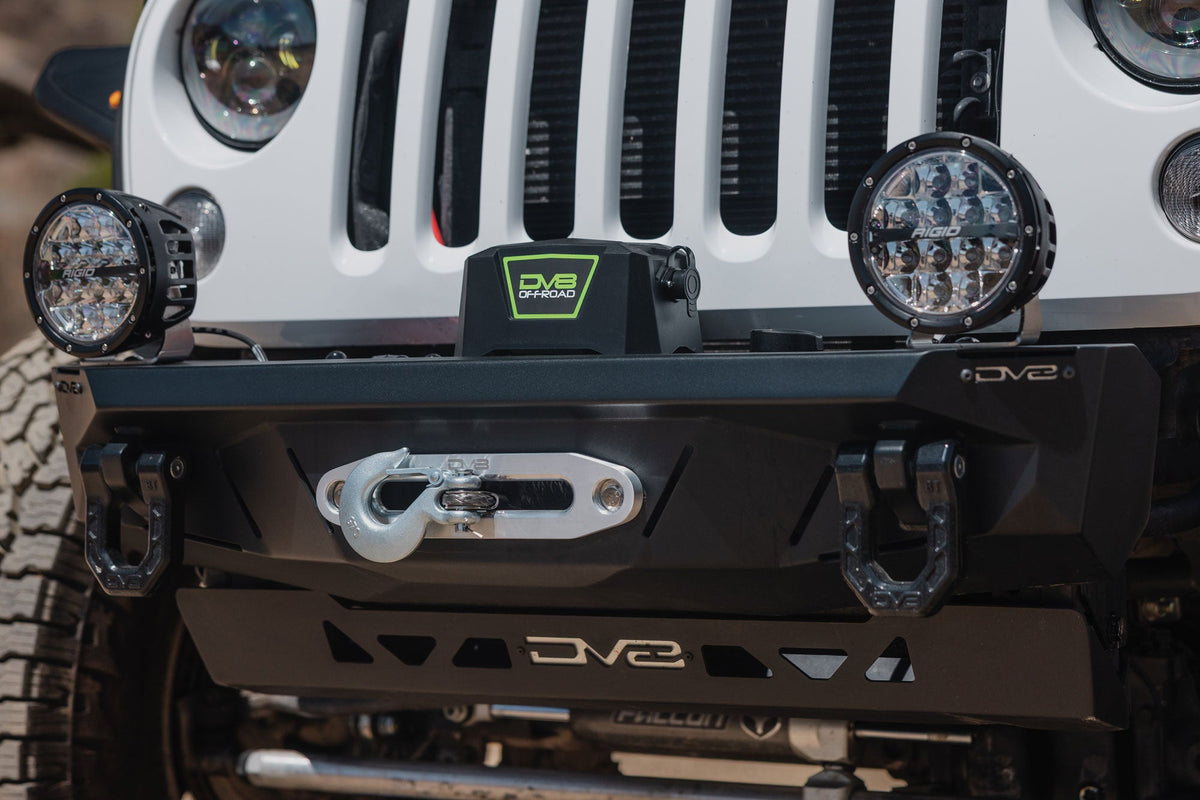 DV8 Offroad Xtract 9.5K synthetic rope winch for universal fit