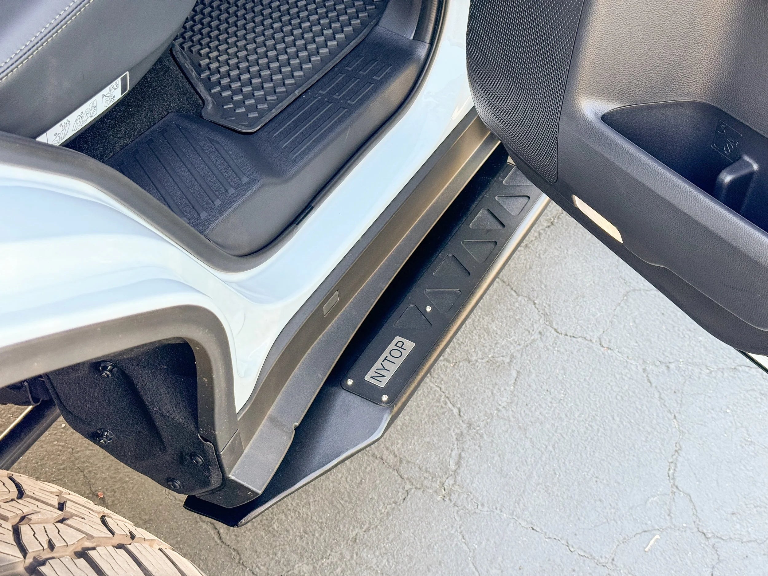 2024-Current Lexus GX550/Toyota Land Cruiser Rock Sliders