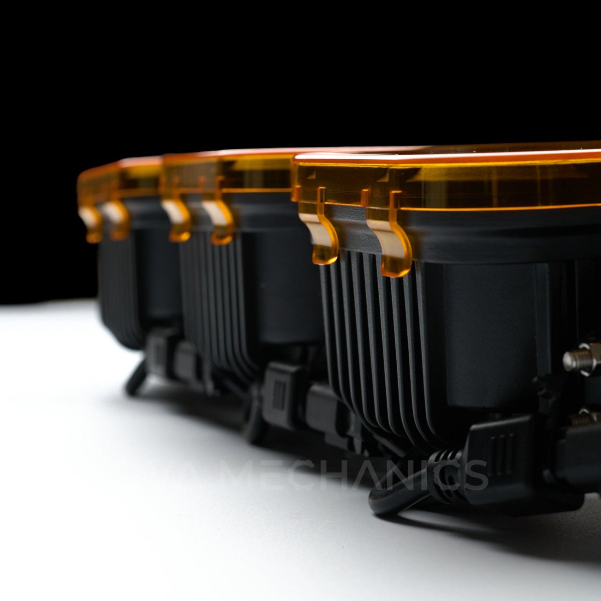 amber-yellow-snap-on-light-covers-ineos-grenadier-3-light-bumper-bar-set-of-3-7541560 - NVMOS
