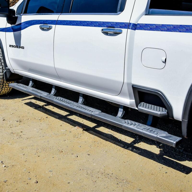Westin R5 M-Series XD Wheel-to-Wheel Nerf Bars, Crew Cab, 6.5 ft. Bed, Textured Black, fits Chevy Silverado HD 2500/3500