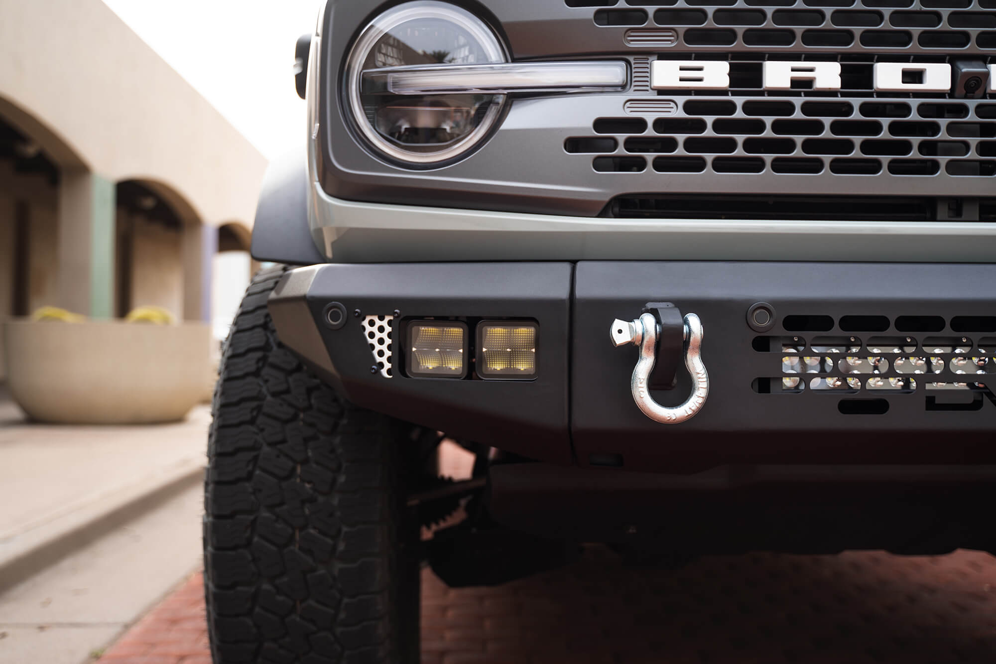 bronco-aftermarket-front-bumper_31f6f9f6-40b2-44ad-afb8-b3ee198669a2 - NVMOS