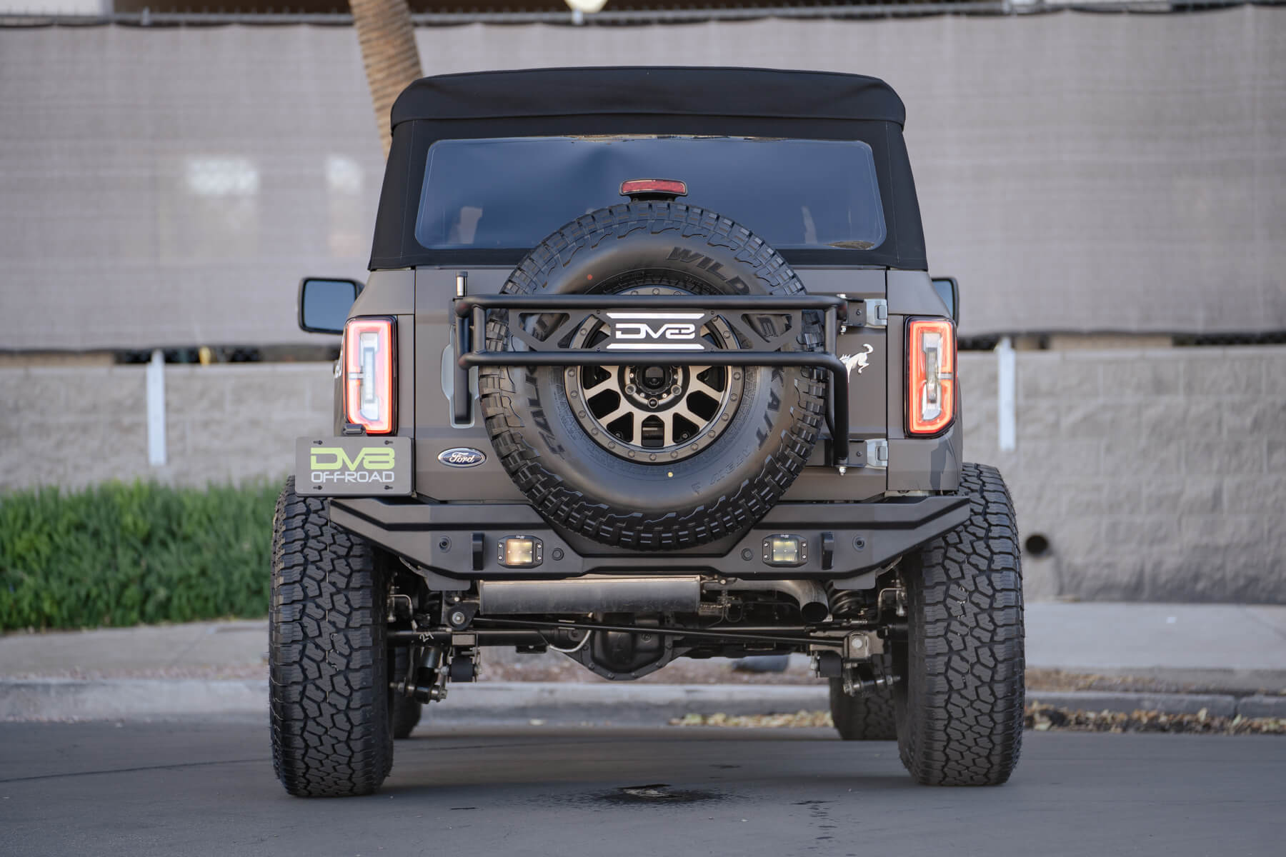 bronco-high-clearance-rear-bumper_941c8638-6bfa-4a6c-bdc5-c855a4fcc6f1 - NVMOS