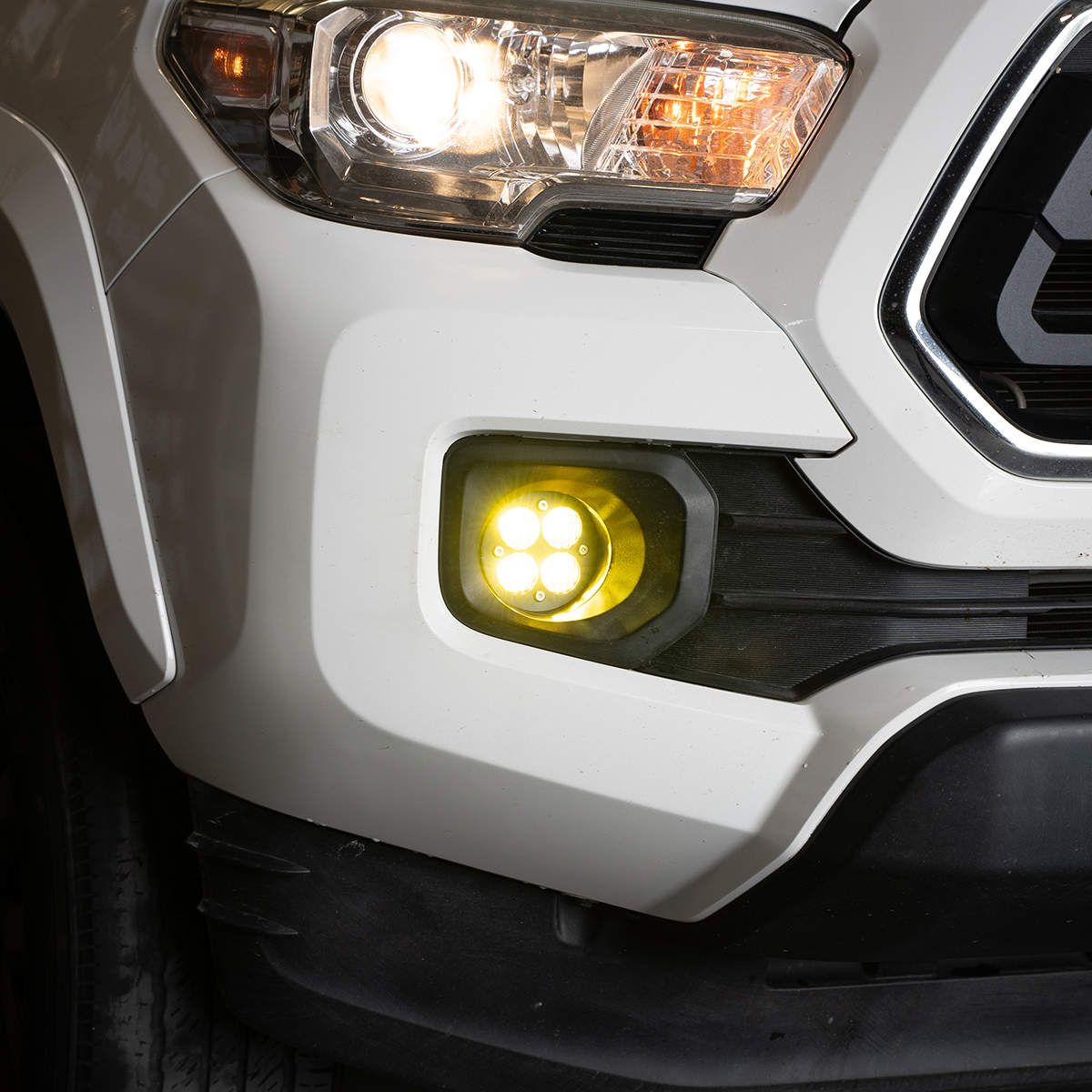 cr-fog-lights-taco_0003_DSC02172_6cf5ffb2-9abb-4afa-89ec-dffbf09d08bb - NVMOS
