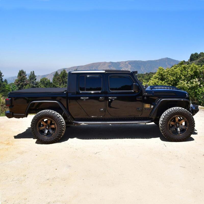 Westin Outlaw Running Boards, fits Jeep Gladiator